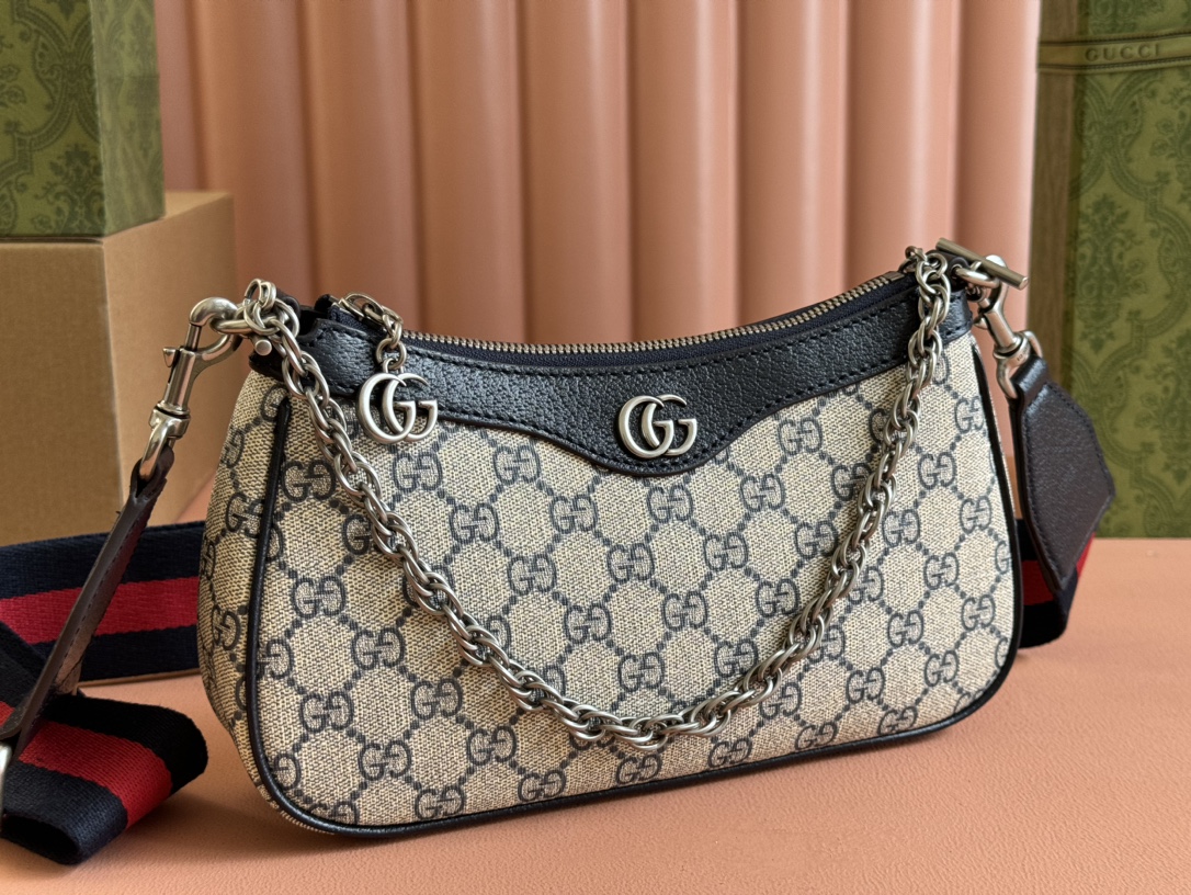 Gucci Hobo Bags